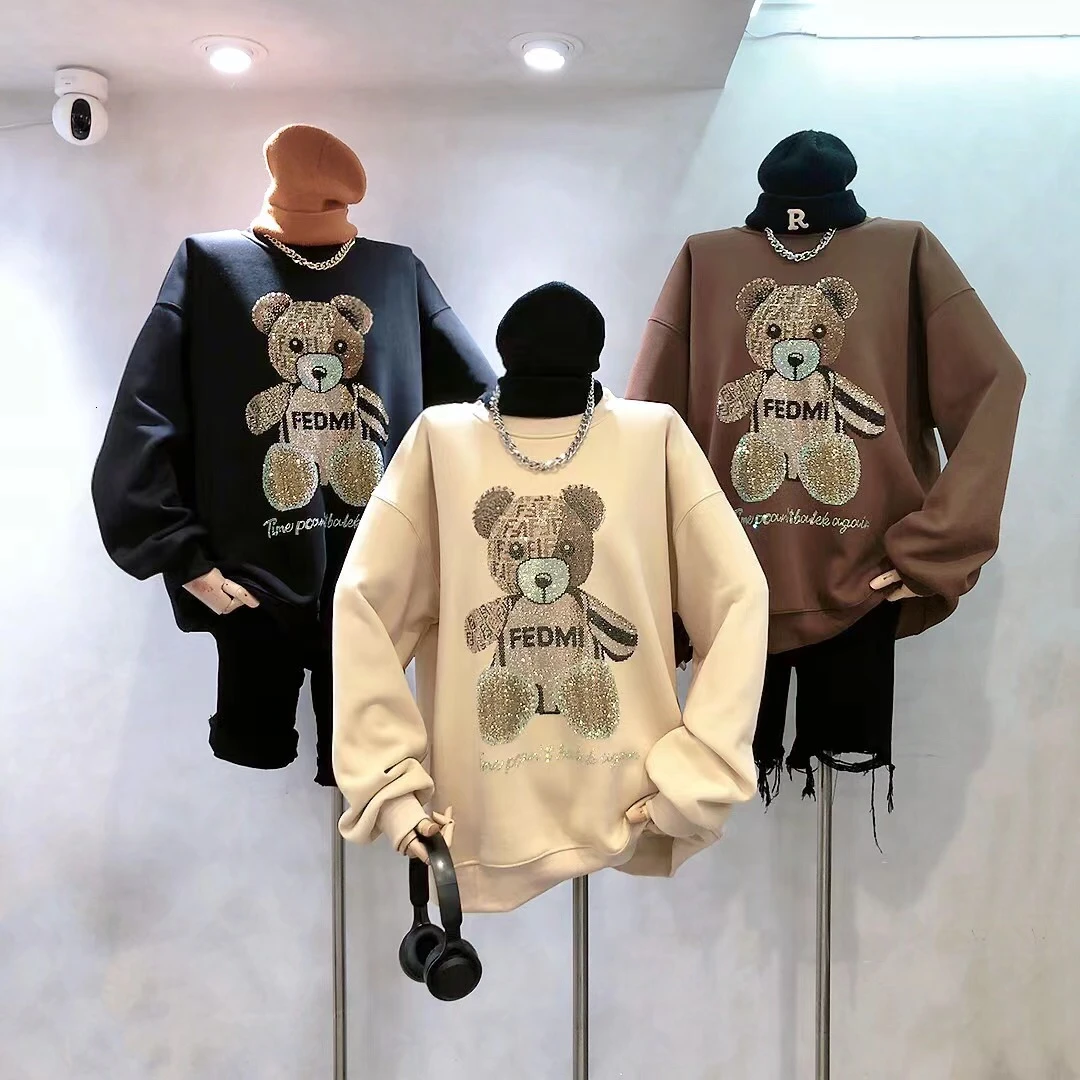 5051新款时尚重工烫钻小熊加绒卫衣