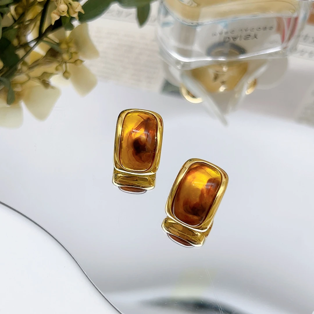 铜合金树脂耳饰 银针 00482 好啊商店 方形耳钉-咖色