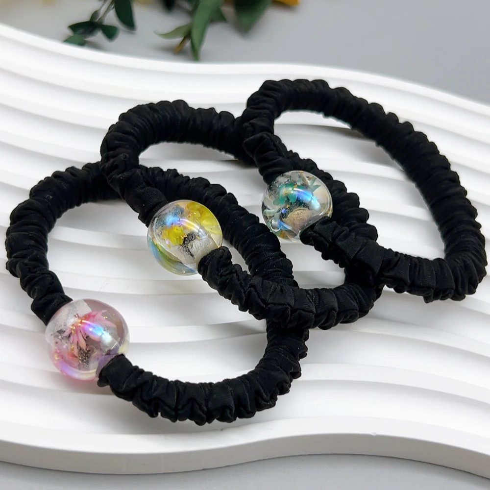 01180 好啊商店 醋酸干花珠子头绳组合三个装 黑色