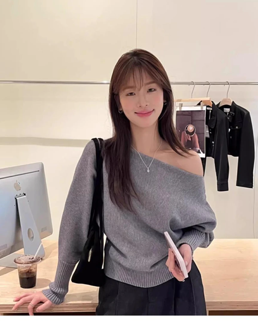 针织打底衫女秋冬高级感一字领露肩纯欲辣妹风内搭上衣