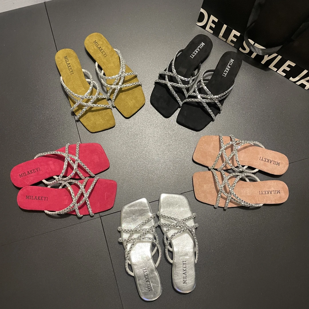 2025年夏季新款时尚公主风交叉水钻爆款方头百搭洋气软底一字凉拖