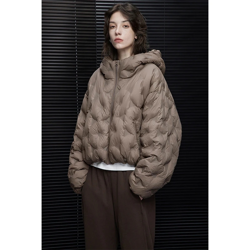 moment咖色短款连帽羽绒服外套女2024冬季新款设计感小众慵懒风