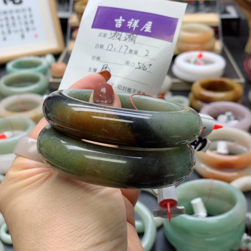 【闪购商品】石英质玉手镯未镶嵌湘**