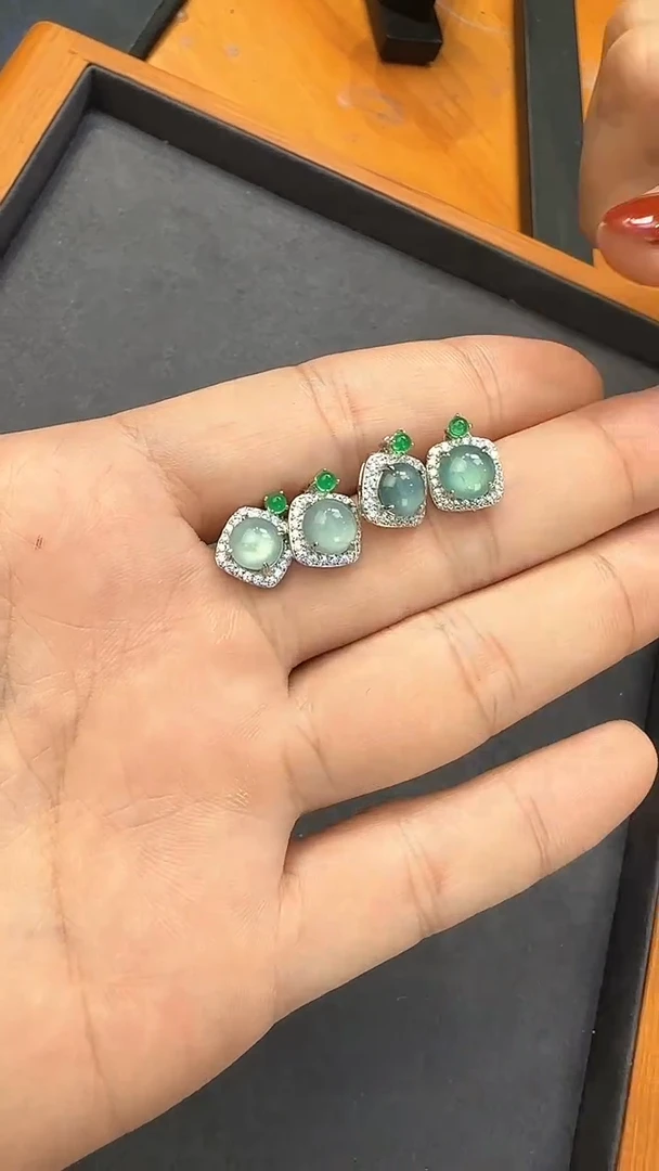 【闪购商品】翡翠耳饰银S925镶嵌蛋面耳钉/对
