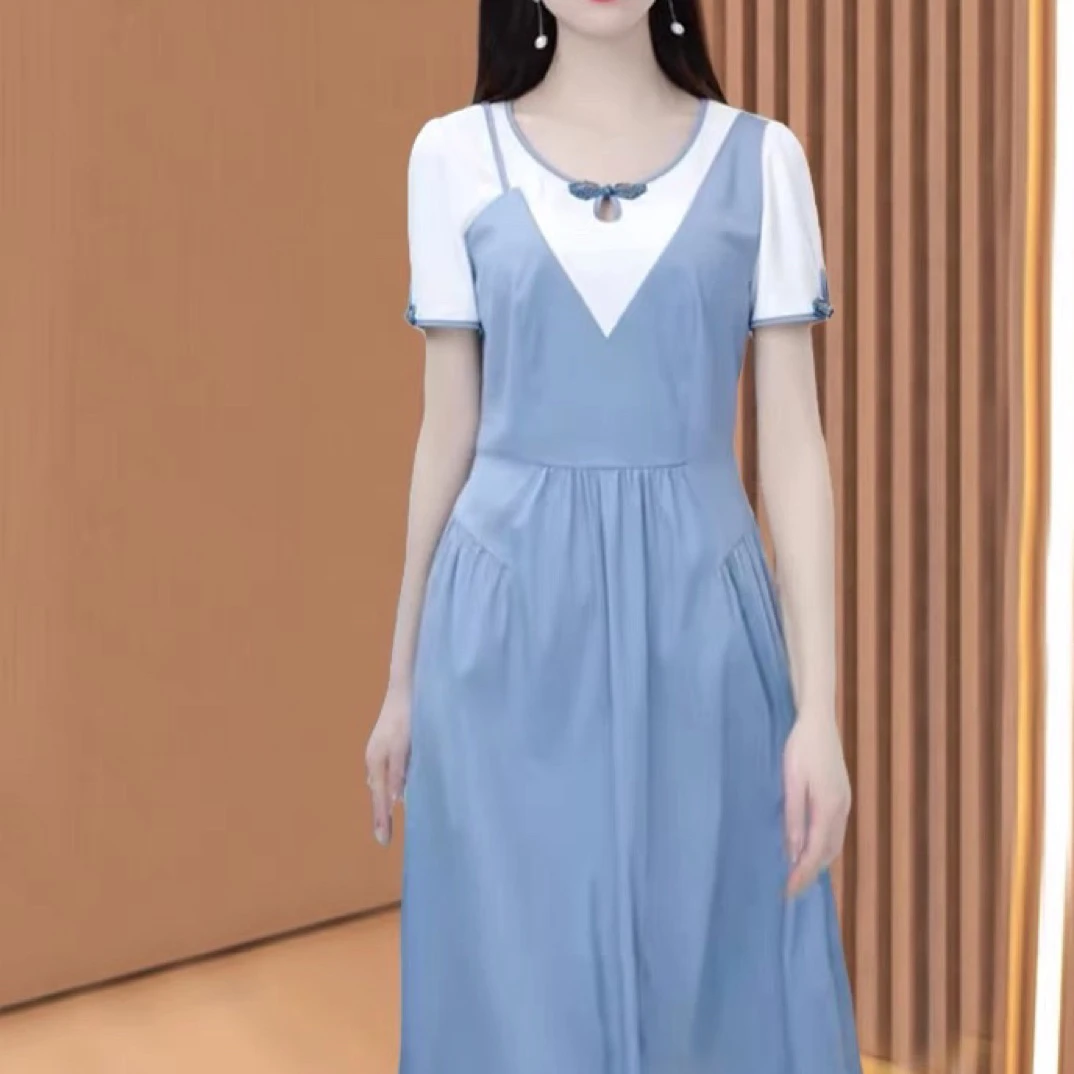 A010连衣裙时尚款。