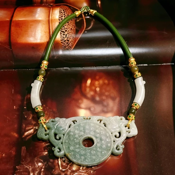 原创翡翠玉璜简约日常设计款霸气项链/短链/毛衣链【天玺珠宝】