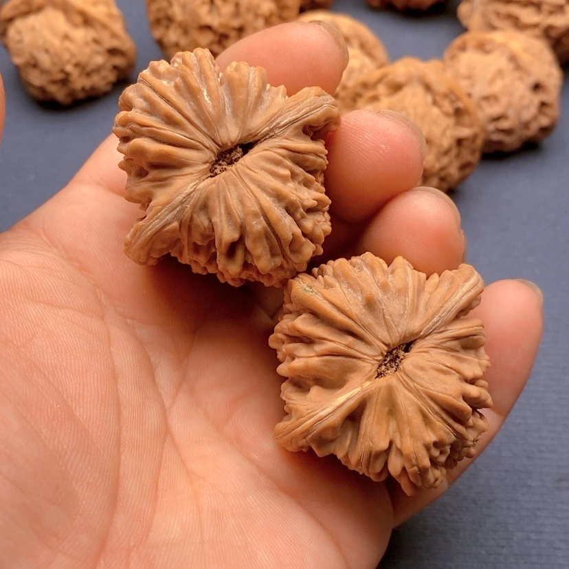 【闪购商品】文玩核桃吊坠快***天