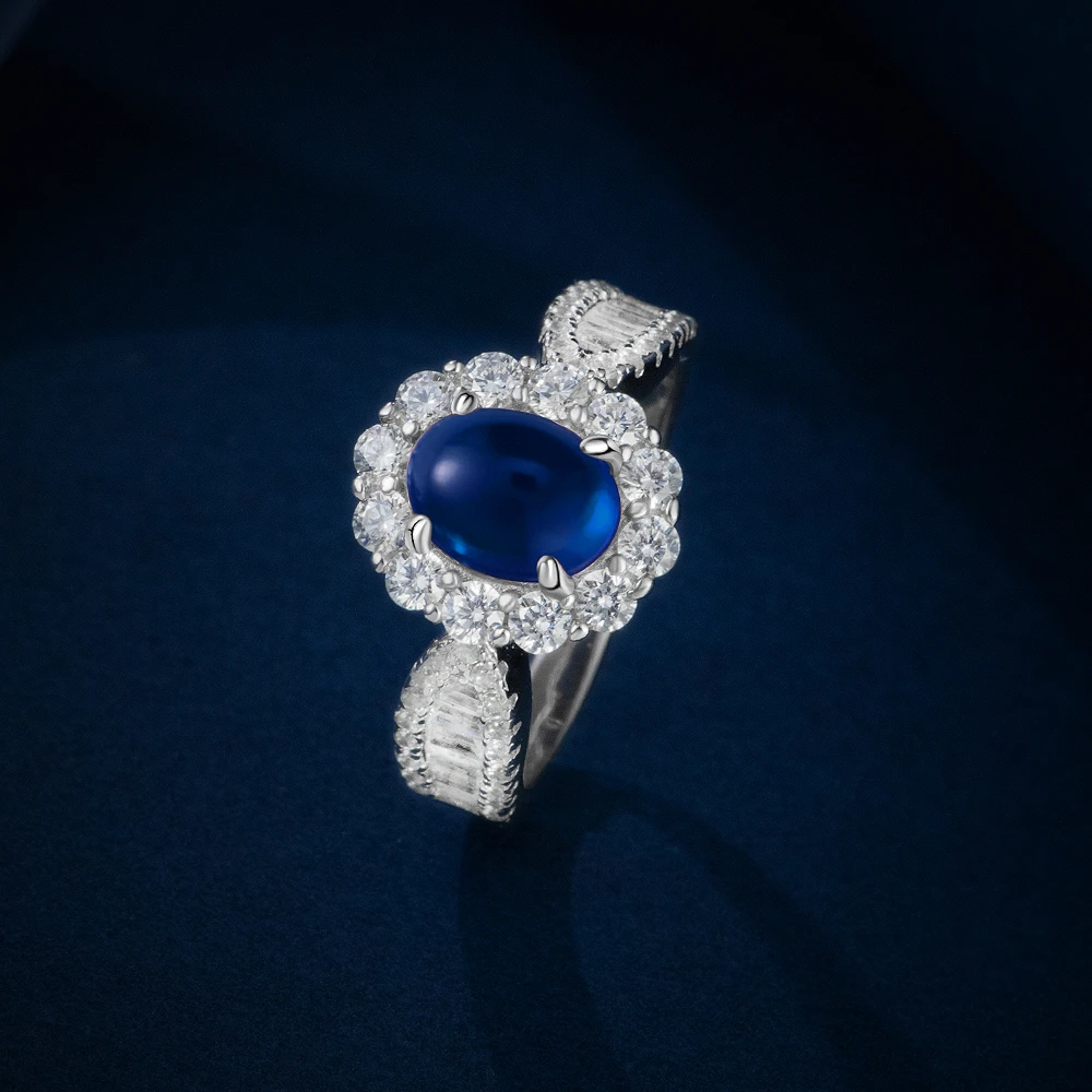 培育蓝宝石R1859【糖豆】新款镶嵌蛋面皇家蓝色奢华满钻戒指