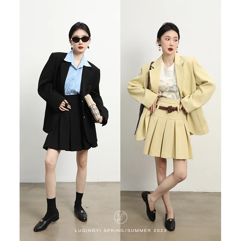 鹭青一【艺术展】休闲西装套装女新款减龄春秋外套短裙L23X1439HA