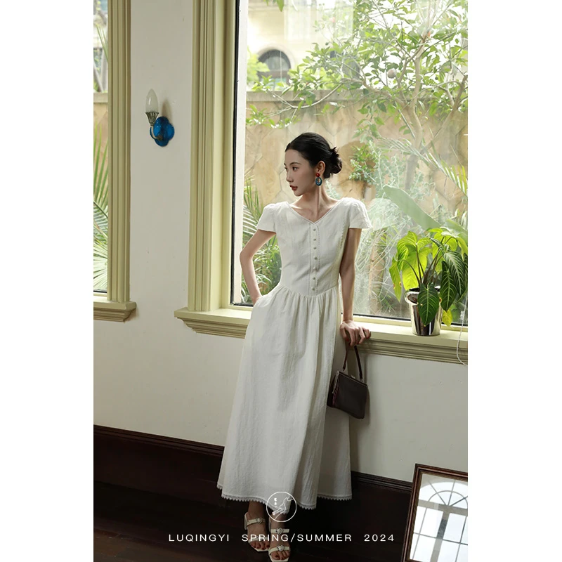 鹭青一原创【白芷】荃棉连衣裙女夏季镂空法式气质长裙L24L7209B