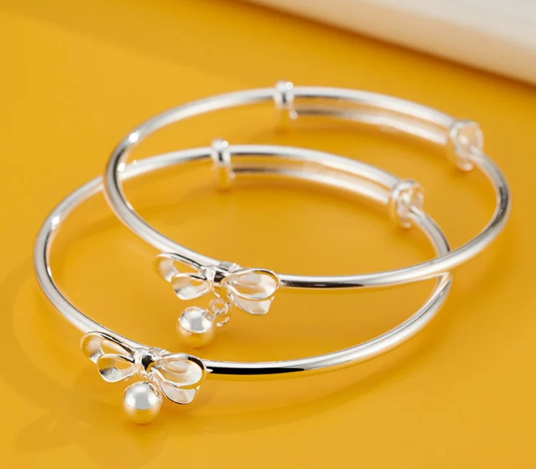 足银手镯 622 足银999.9推拉四叶草在逃公主手镯