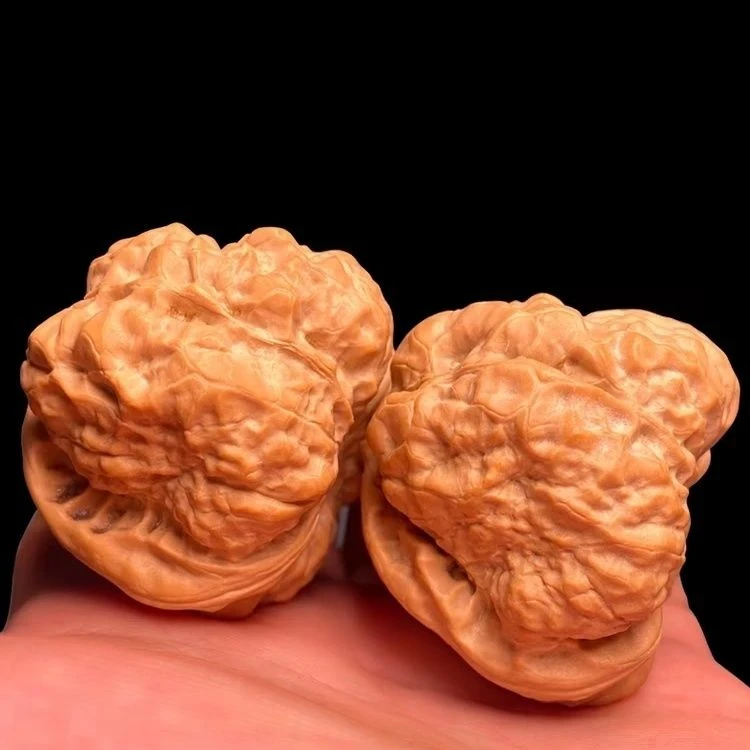 文玩核桃延庆老树蛤蟆头，开背蟾型均匀，骨质好，上色特别快