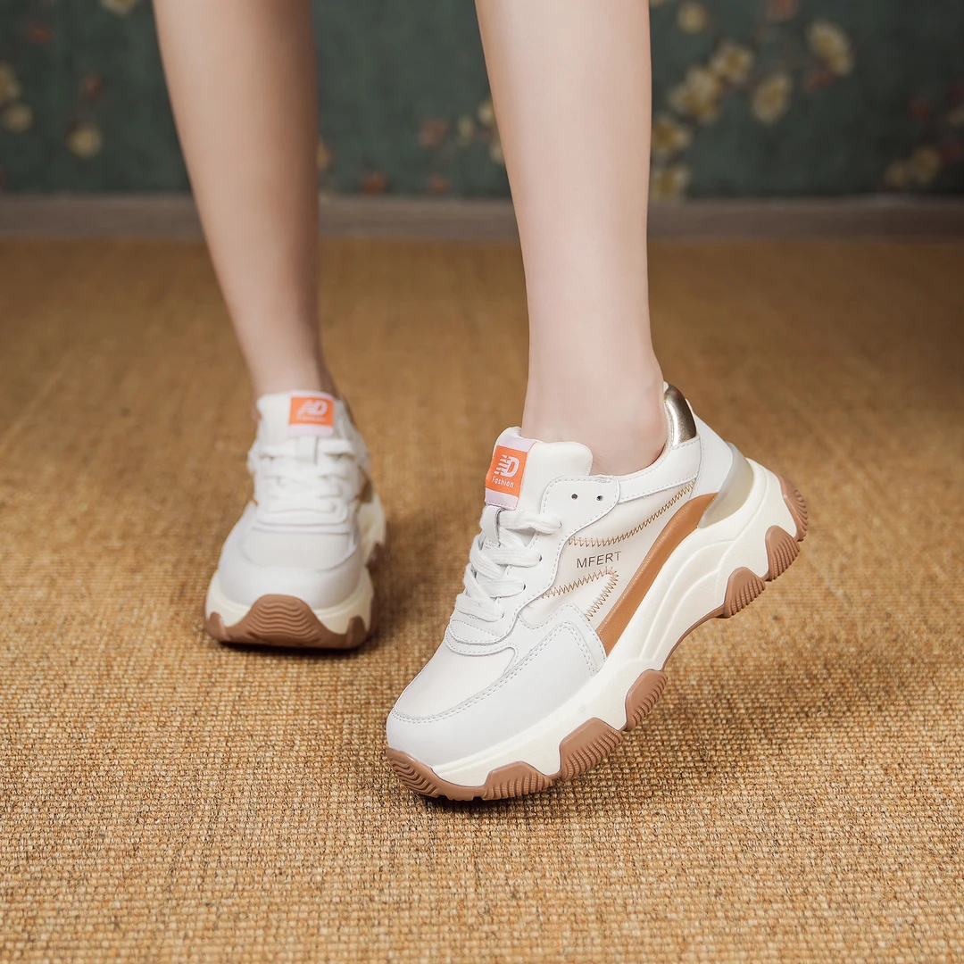 【新品】真皮百搭老爹鞋女2024春季新款网红厚底时尚休闲运动鞋3295