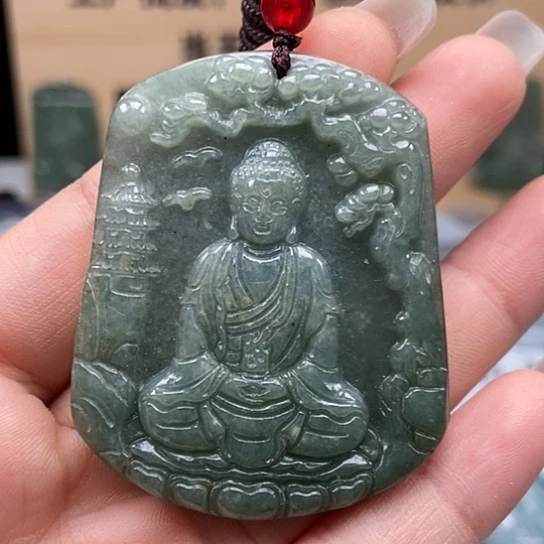 翡翠颈饰未镶嵌大日如来微瑕福利