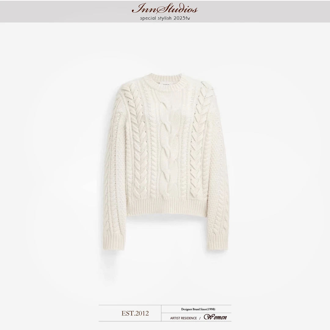 Innstudios“一件非凡的白色”超重工麻花套头针织毛衣