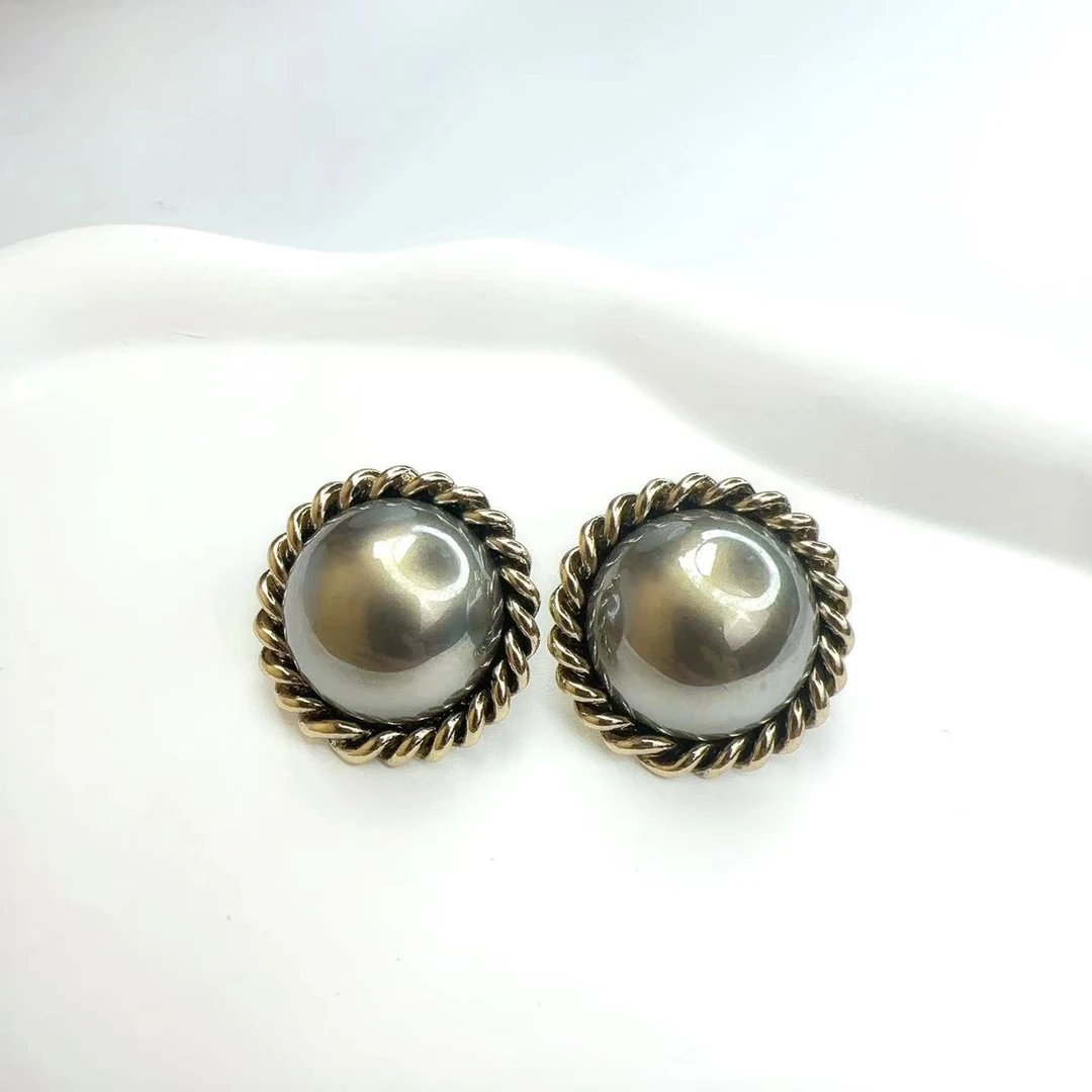 铜合金耳饰 买三送一 1098气质轻奢时尚百搭复古经典中古精致耳钉