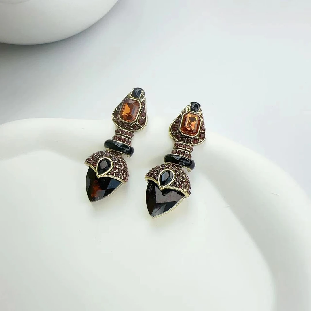 铜合金耳饰 买三送一 1126 时尚轻奢百搭复古中古素款耳钉耳坠