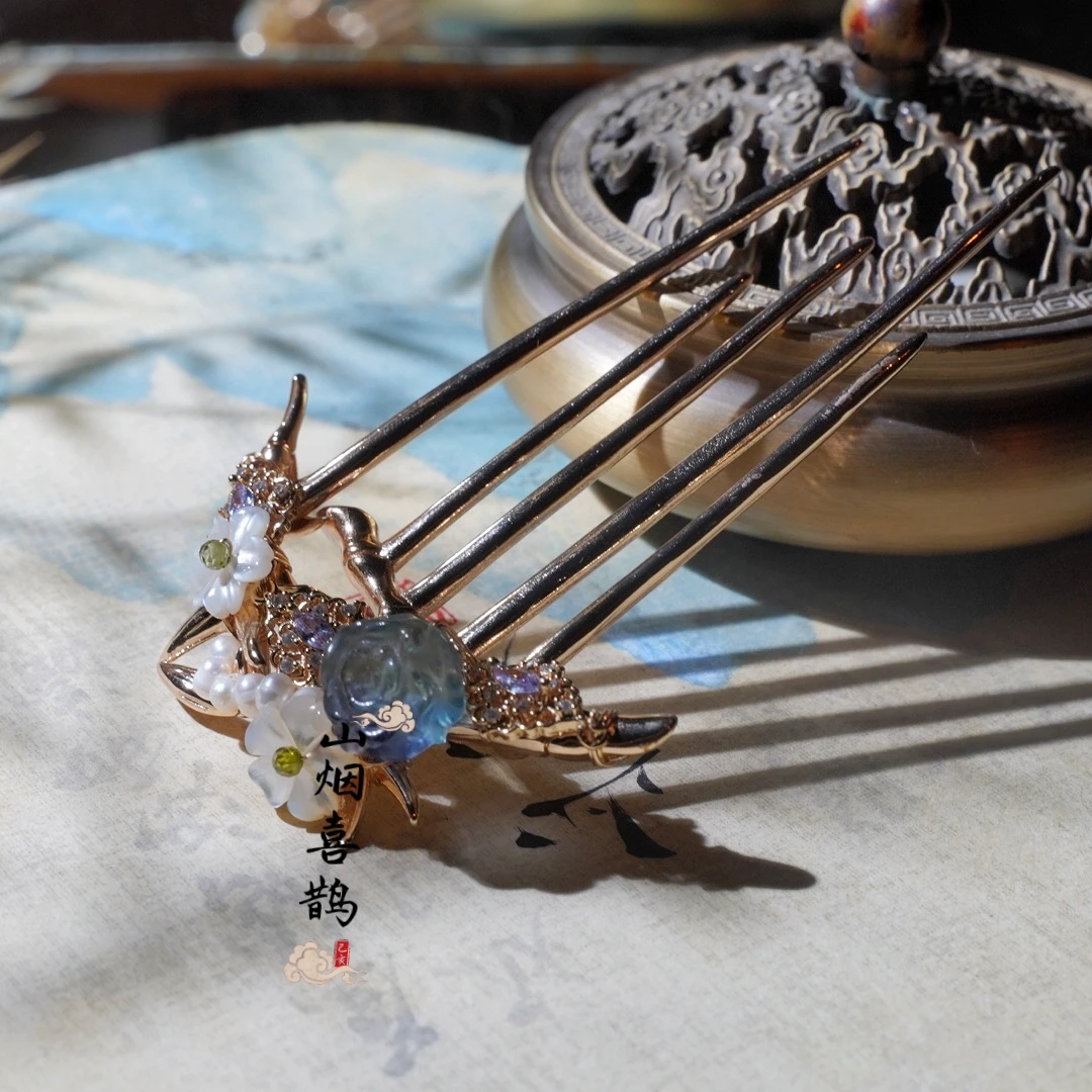 重工中式高档气质简约金色古风百搭时尚新娘结婚国风宫廷头饰发饰