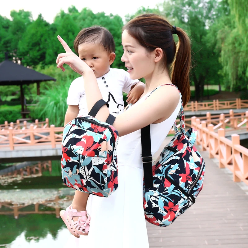 允秀小号轻便短途出行妈咪包宝宝婴儿外出行包手提双肩母婴背包