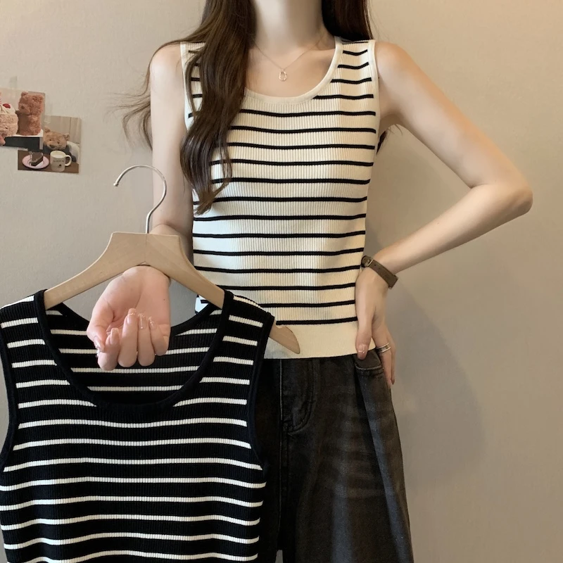 大码女装2024夏季新款U领条纹显瘦遮肉吊带背心胖mm修身打底上衣