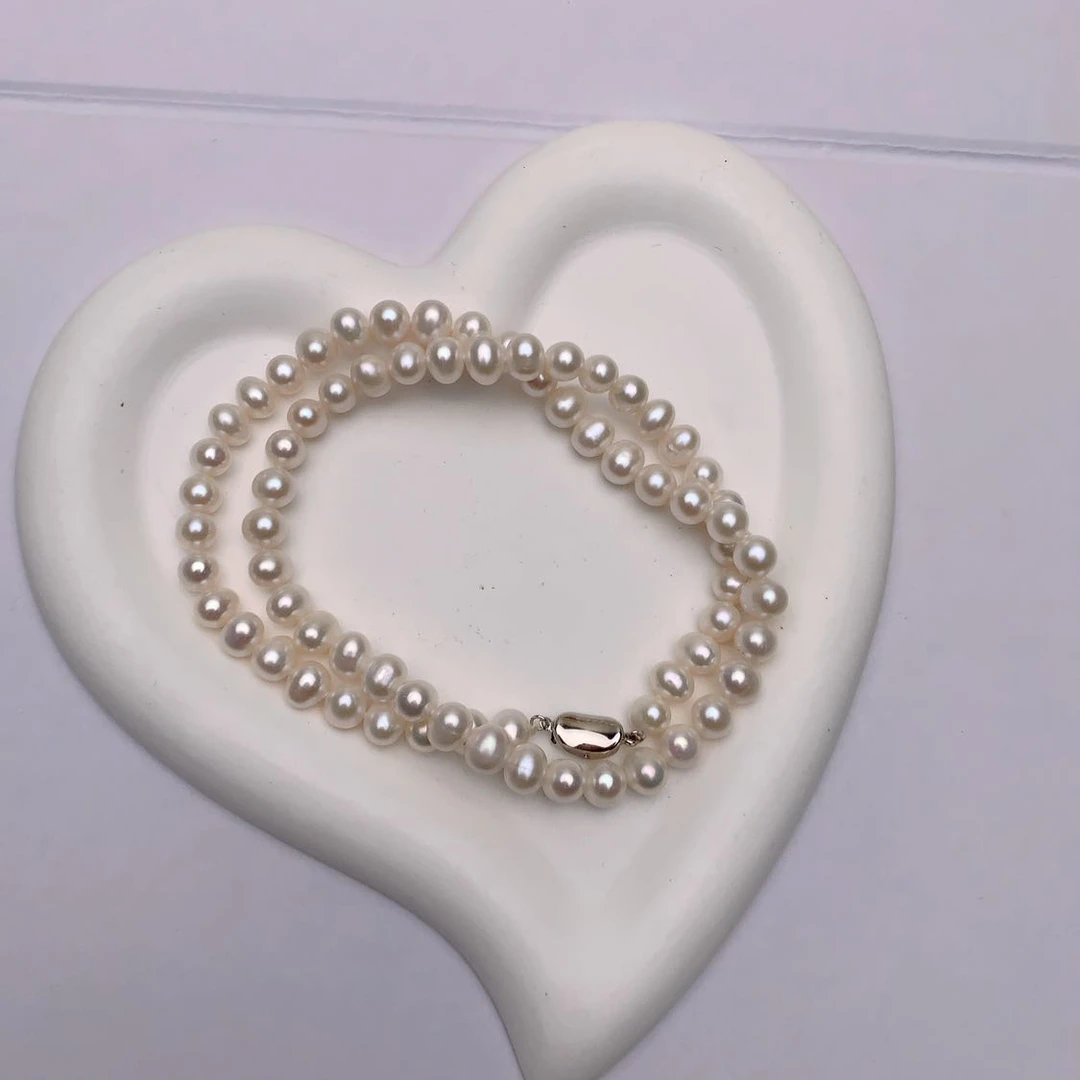 甄选天然淡水珍珠项链9-10mm白色微瑕近圆珠项链元宝扣