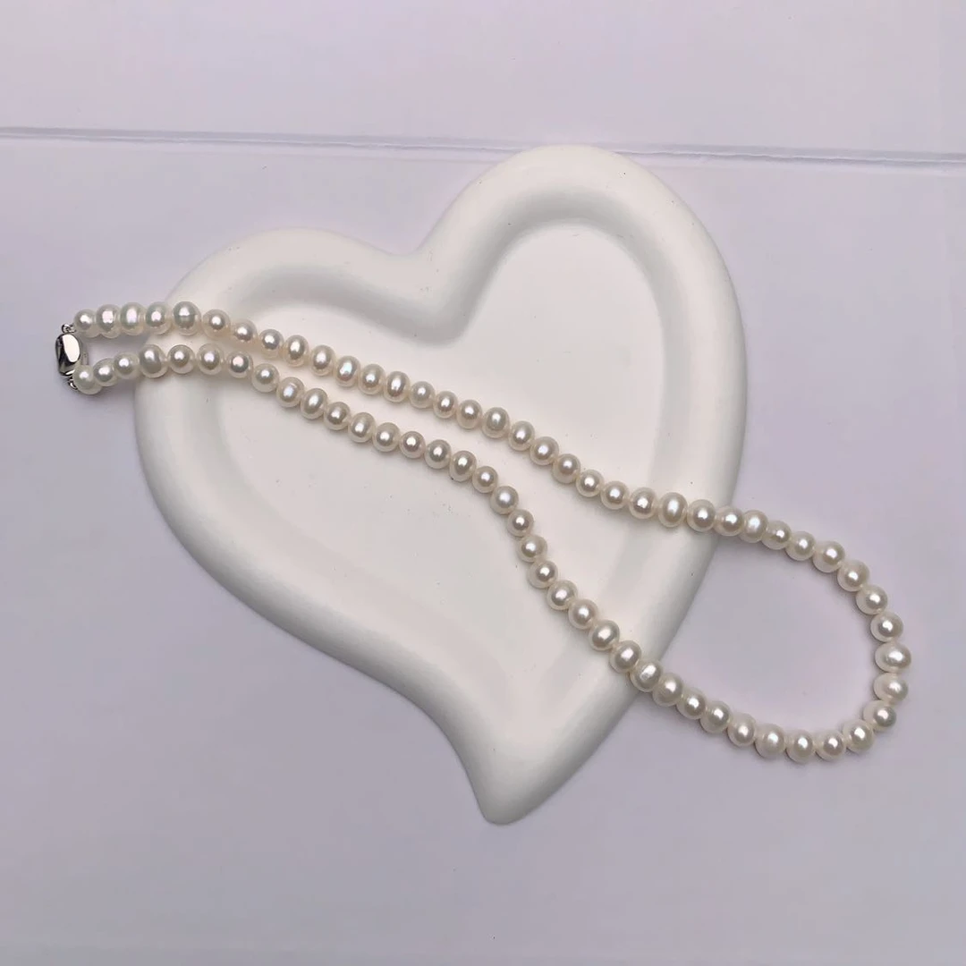 甄选天然淡水珍珠项链8-9mm白色微瑕近圆珠项链元宝扣