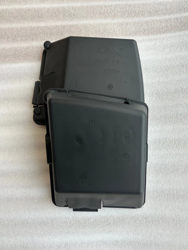 捷达原厂尾灯防尘罩