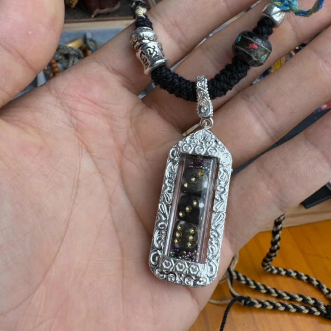 合金树脂吊坠 精致时尚珠珠项链