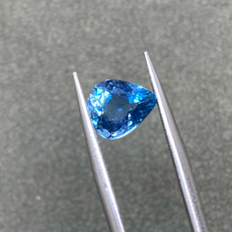 天然超级圣玛利亚海蓝宝石1.37ct全净无瑕吉尔德证Vb小价位性价比