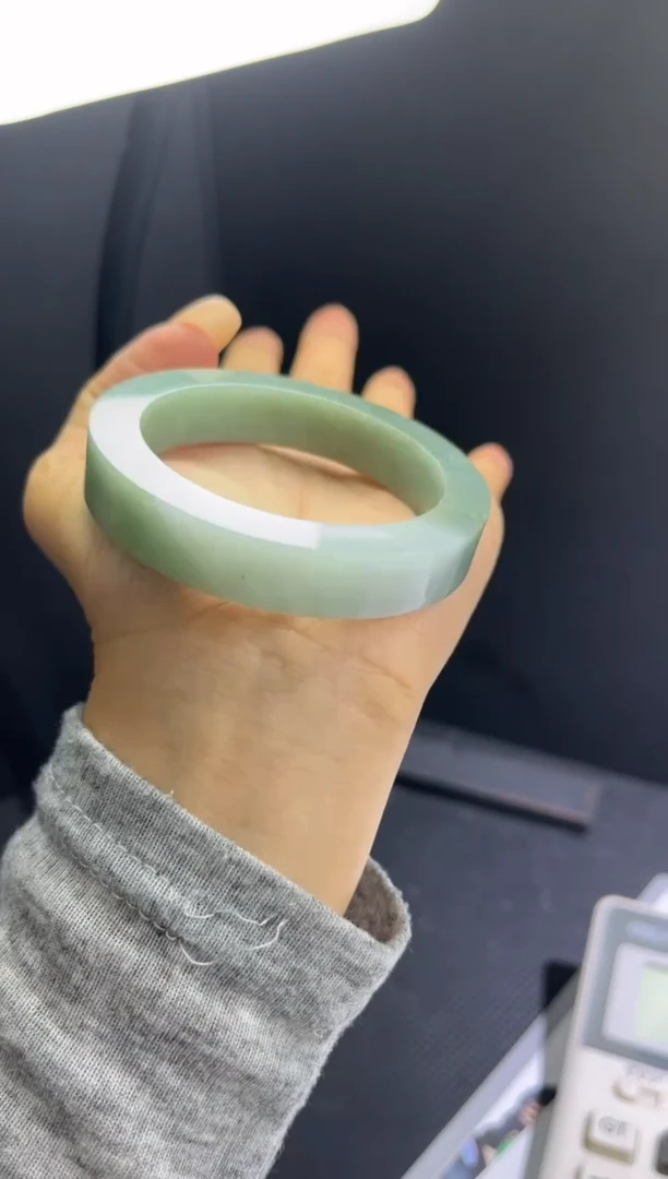 【闪购商品】定制翡翠手镯未镶嵌手镯DDQ/发一件