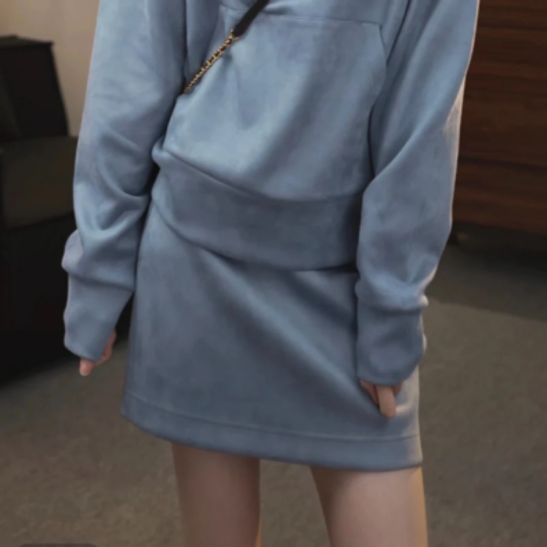 北京阿玛施520046 秋冬新款显瘦时尚休闲韩版百搭女士黑色半裙