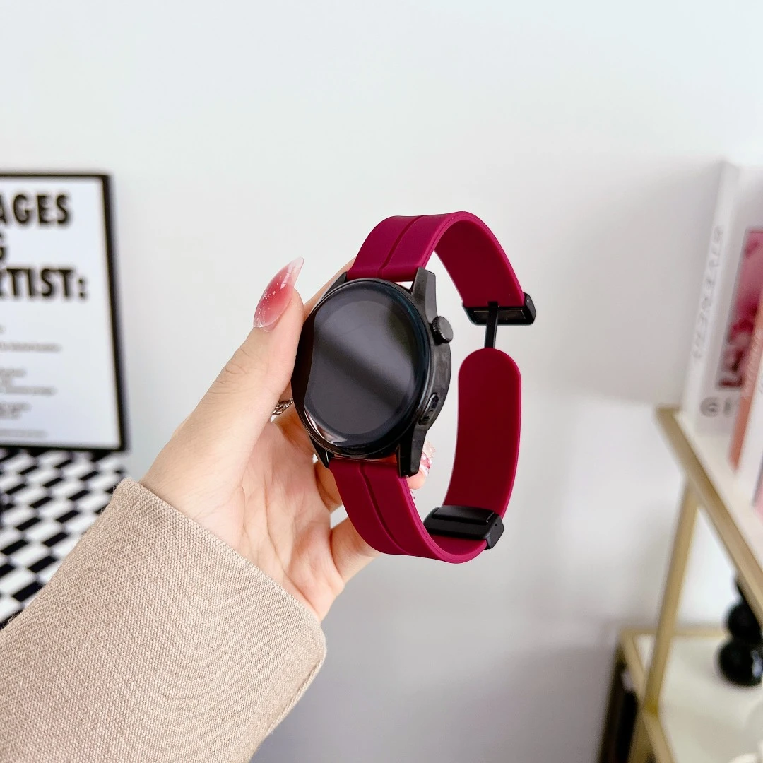 适用华为GT6/5/4/3/2表带gt6/5Pro折叠扣磁吸硅胶watch5/4/3腕带