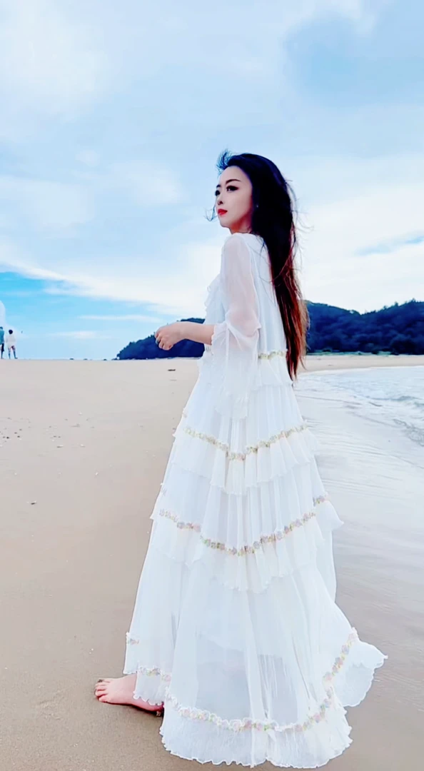 荷叶边领拼白色真丝连衣裙仙女裙宽松遮肉桑蚕丝长裙蛋糕裙大摆裙