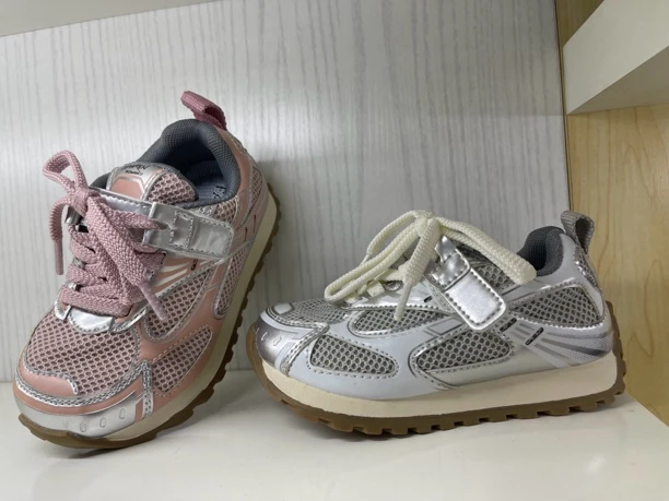 200-220  49元女童 按编码拍