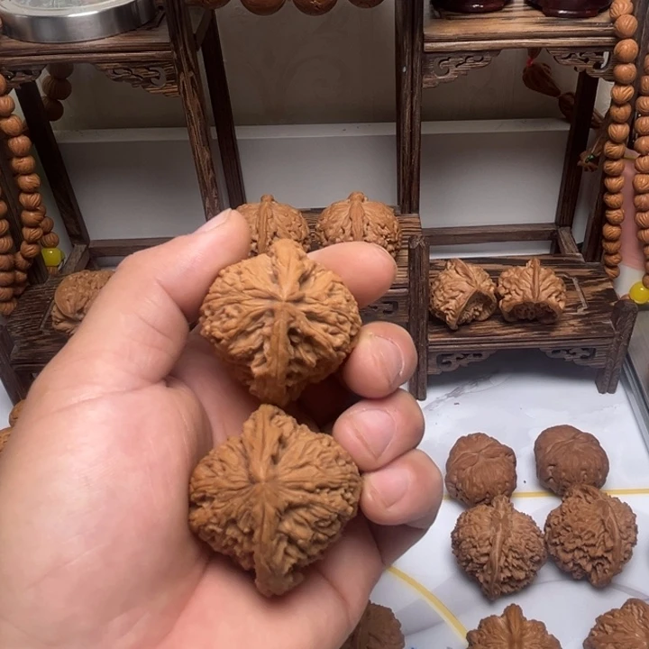 文玩核桃把件旭*南疆