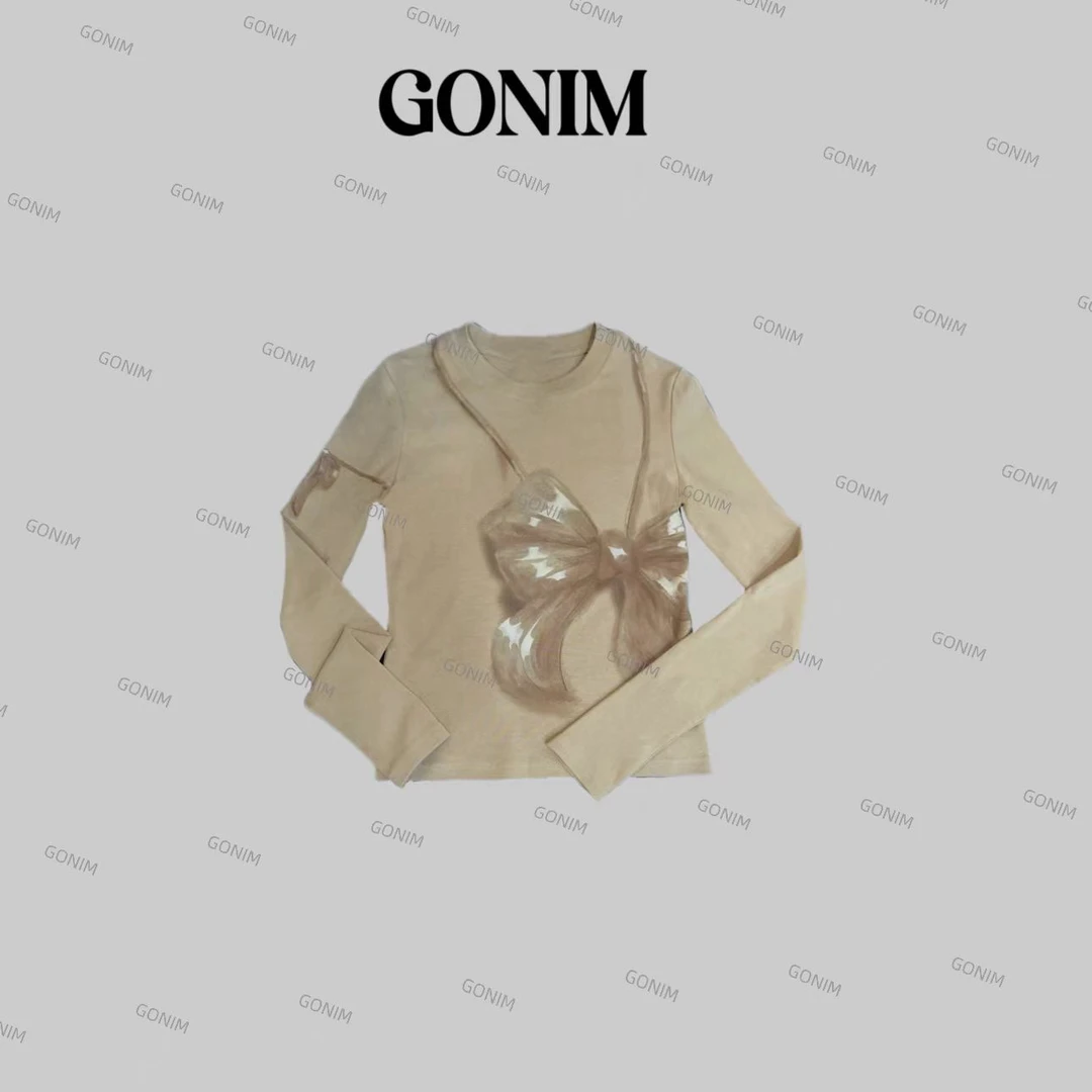 Gonim· "从容自我"复古蝴蝶结背包印花长袖T恤女秋季新修身短上衣
