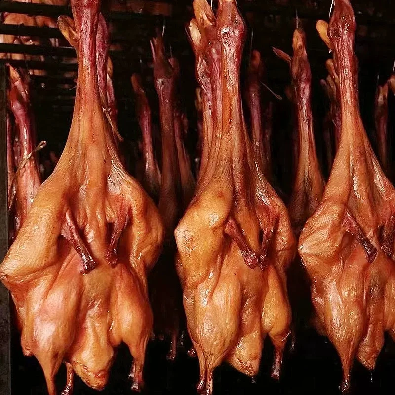 湖北恩施利川高山农家烟熏麻鸭腊鸭子