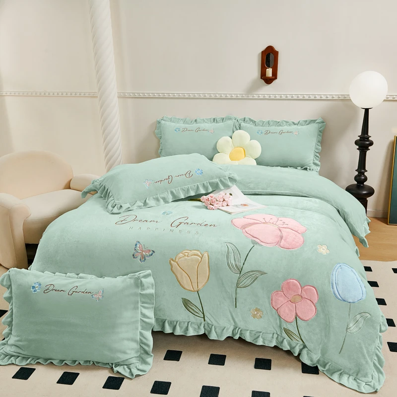 （青春绿）松弛感重工刺绣全消光牛奶绒韩版花边四件套--午后庄园