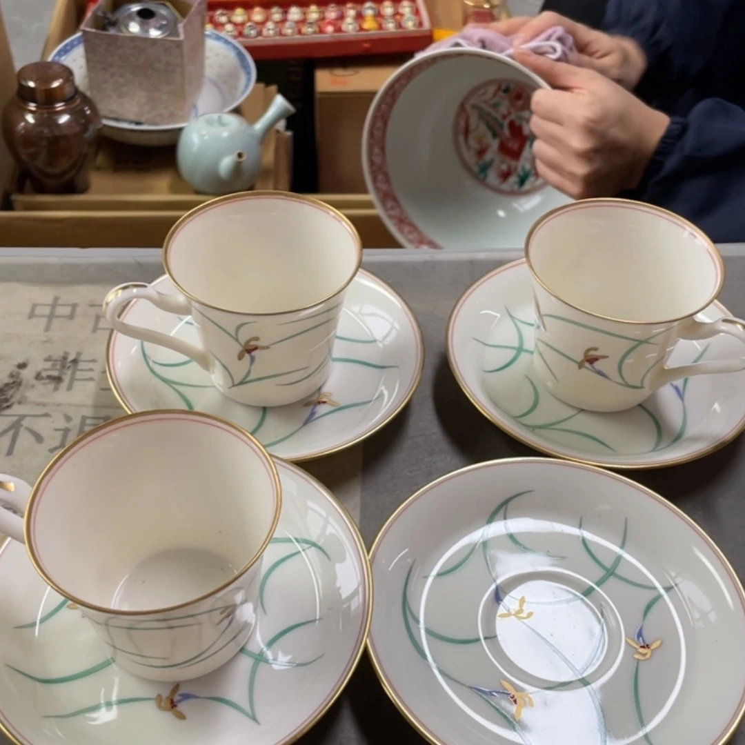 【闪购商品】瓷缸1