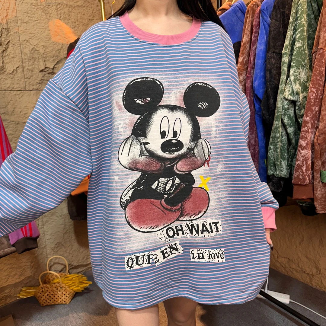 600-699 潮牌卫衣草莓熊珠片加绒加厚米奇宽松秋冬连帽叮当猫印花