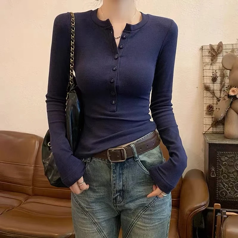 藏青色修身长袖t恤上衣女秋冬正肩纽扣打底衫内搭紧身百搭显瘦潮