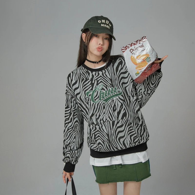 3318【金拐子专属】CHUU字母斑马纹长袖上衣宽松卫衣女-F