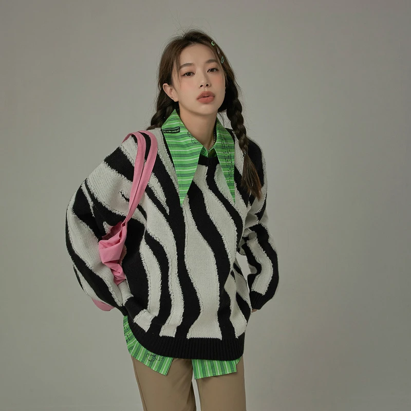 4206【金拐子专属】CHUU韩系斑马纹BF风针织衫上衣-F