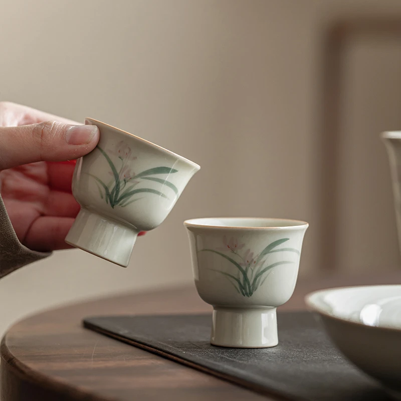 手绘兰花茶道杯功夫茶陶瓷小茶杯家庭客用品茗杯侘寂杯女款茶碗