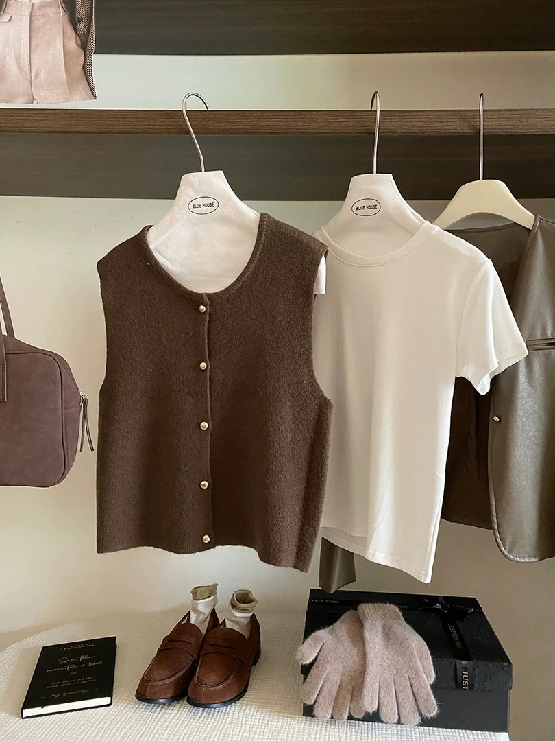 3412温柔系单排扣金扣子气质百搭针织马甲背心女秋冬叠穿