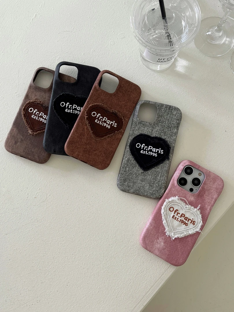 苹果ins日韩简约爱心英文女款小众亚克力复古皮革纹理全包手机壳