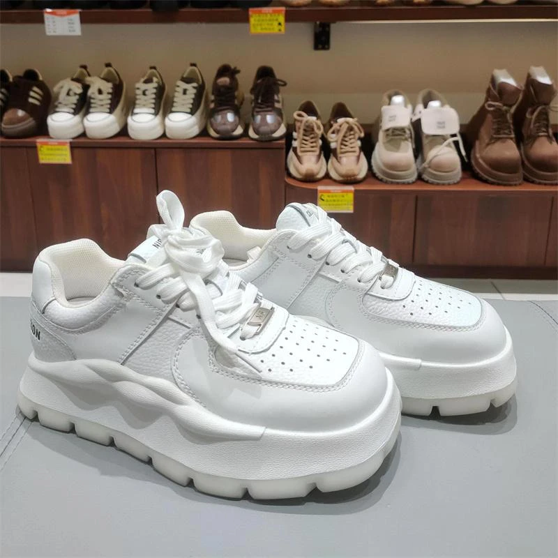 韩版顶奢真皮白色女鞋新款流行厚底小众运动板鞋方头系带滑板鞋