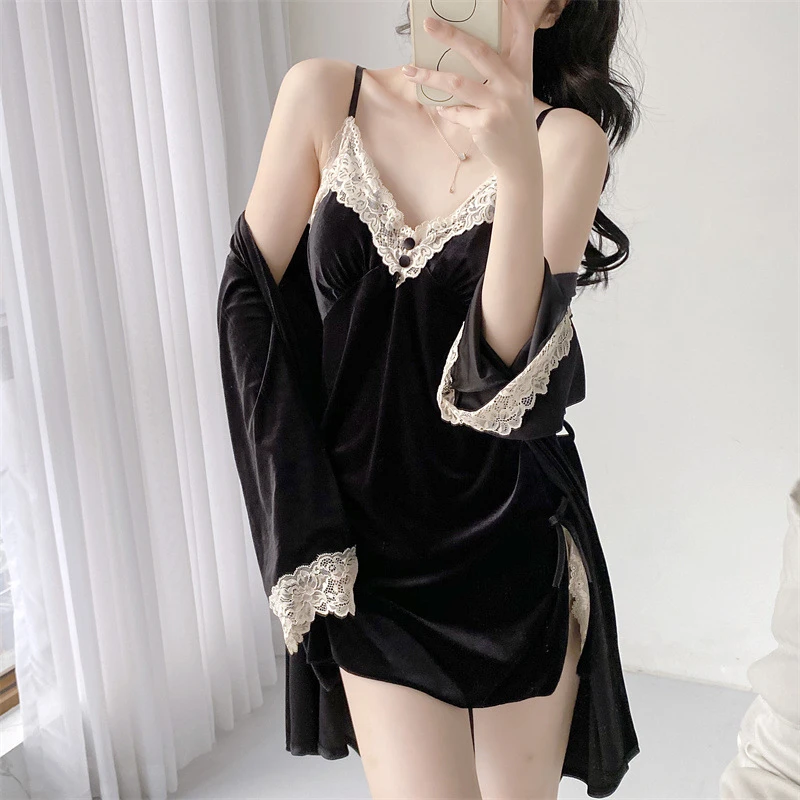 性感睡衣女款秋冬2024新款金丝绒情调纯欲吊带睡裙睡袍套装带胸垫