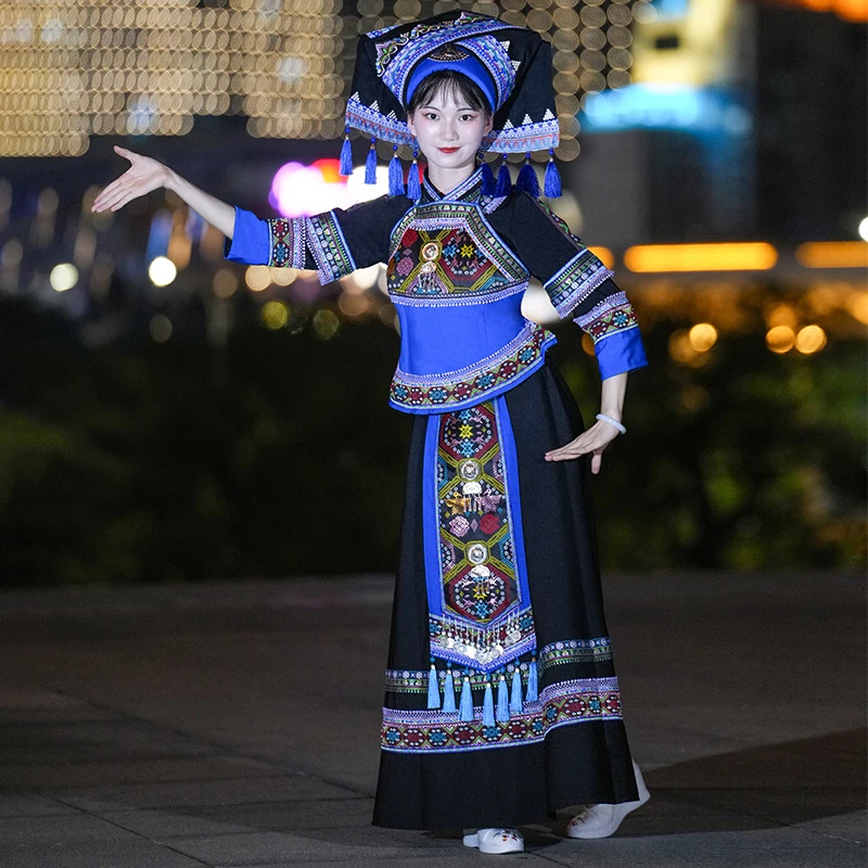 广西壮族服装女三月三成人壮锦刺绣长裙演出服饰少数民族表演服装