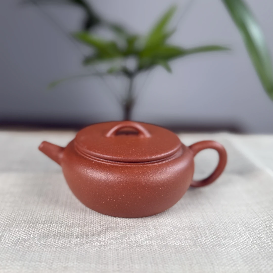 大彬诗意黄龙山宝山精挑纯红降坡泥原矿紫砂壶全手工